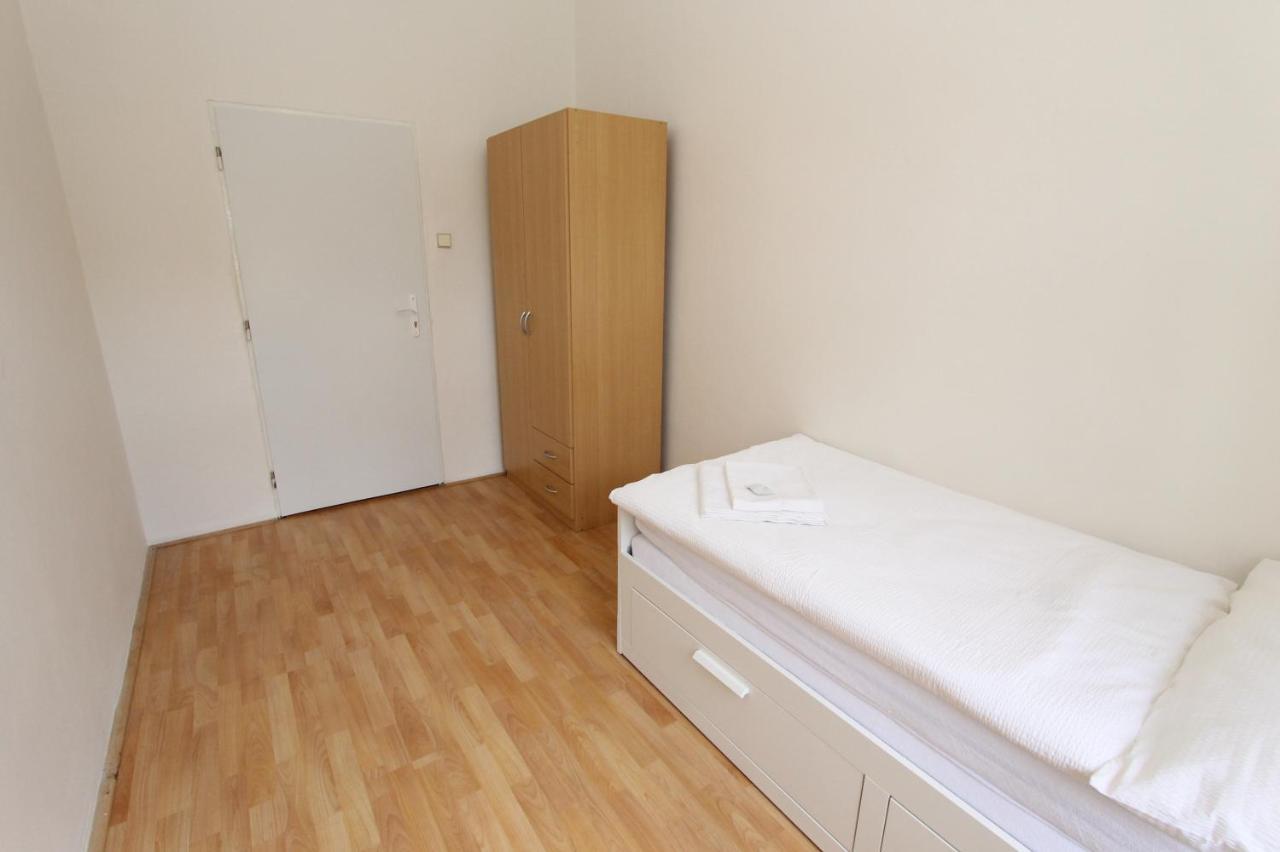Zizka Home Apartments Prága Kültér fotó