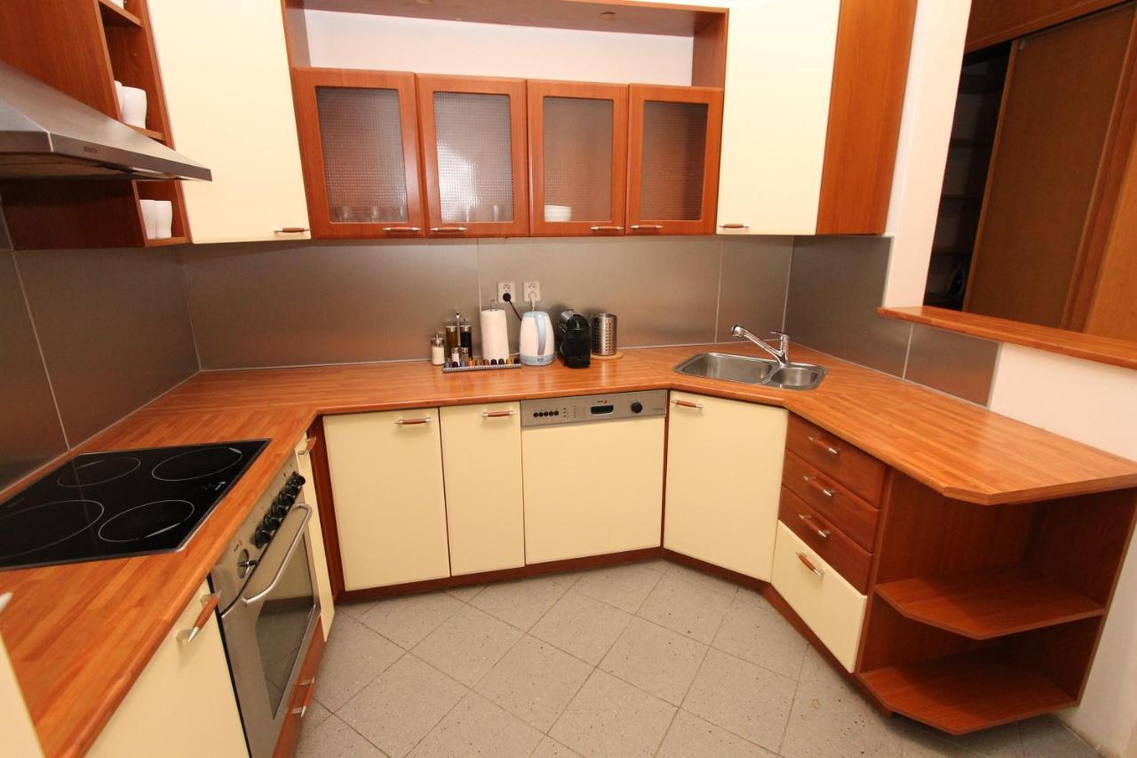 Zizka Home Apartments Prága Kültér fotó
