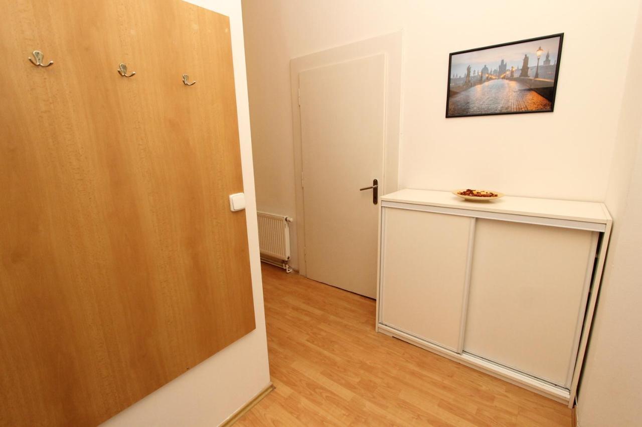 Zizka Home Apartments Prága Kültér fotó