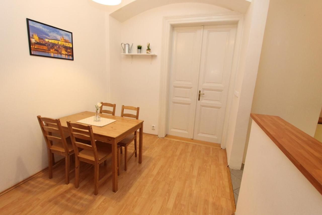 Zizka Home Apartments Prága Kültér fotó
