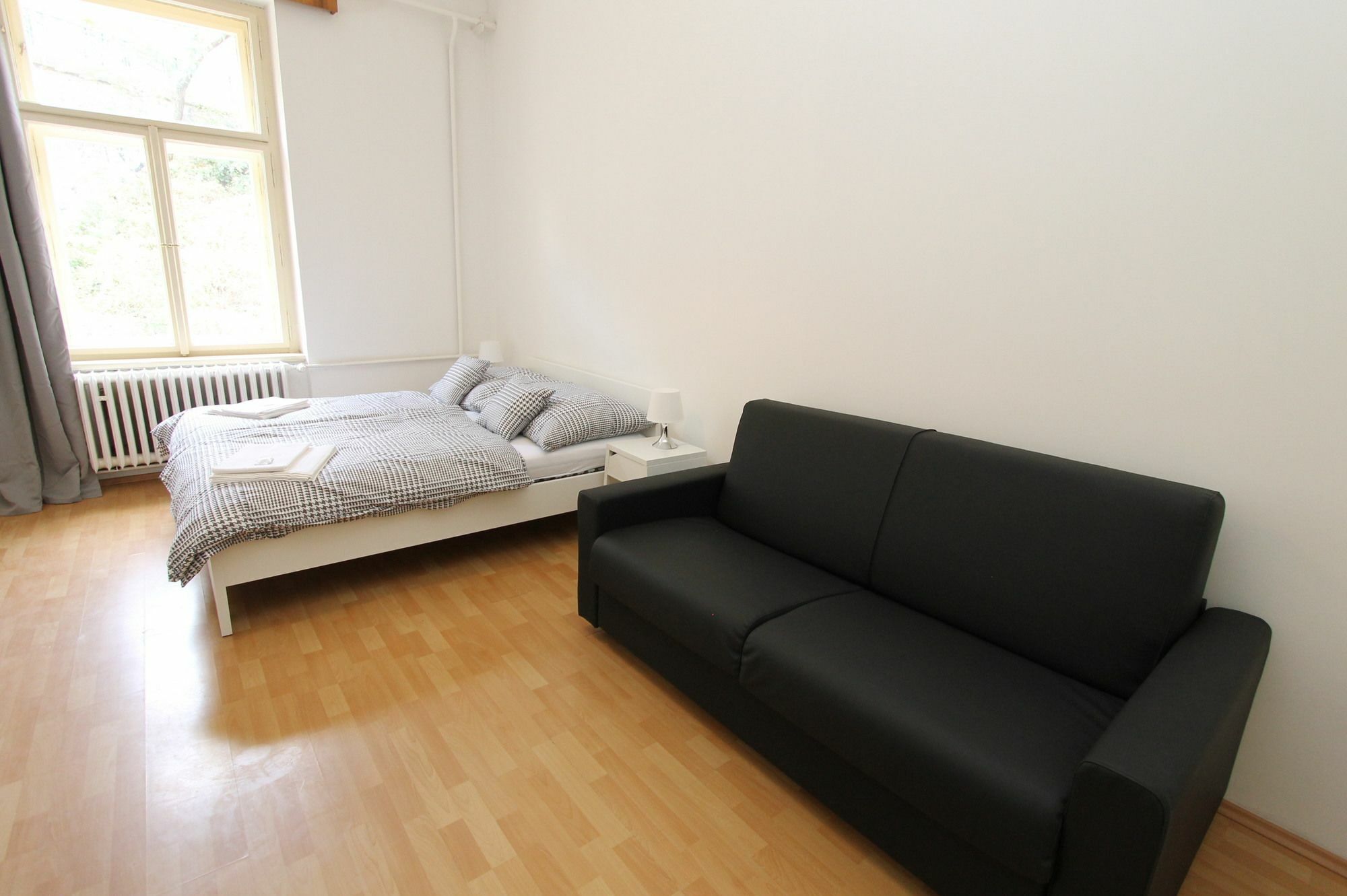 Zizka Home Apartments Prága Kültér fotó
